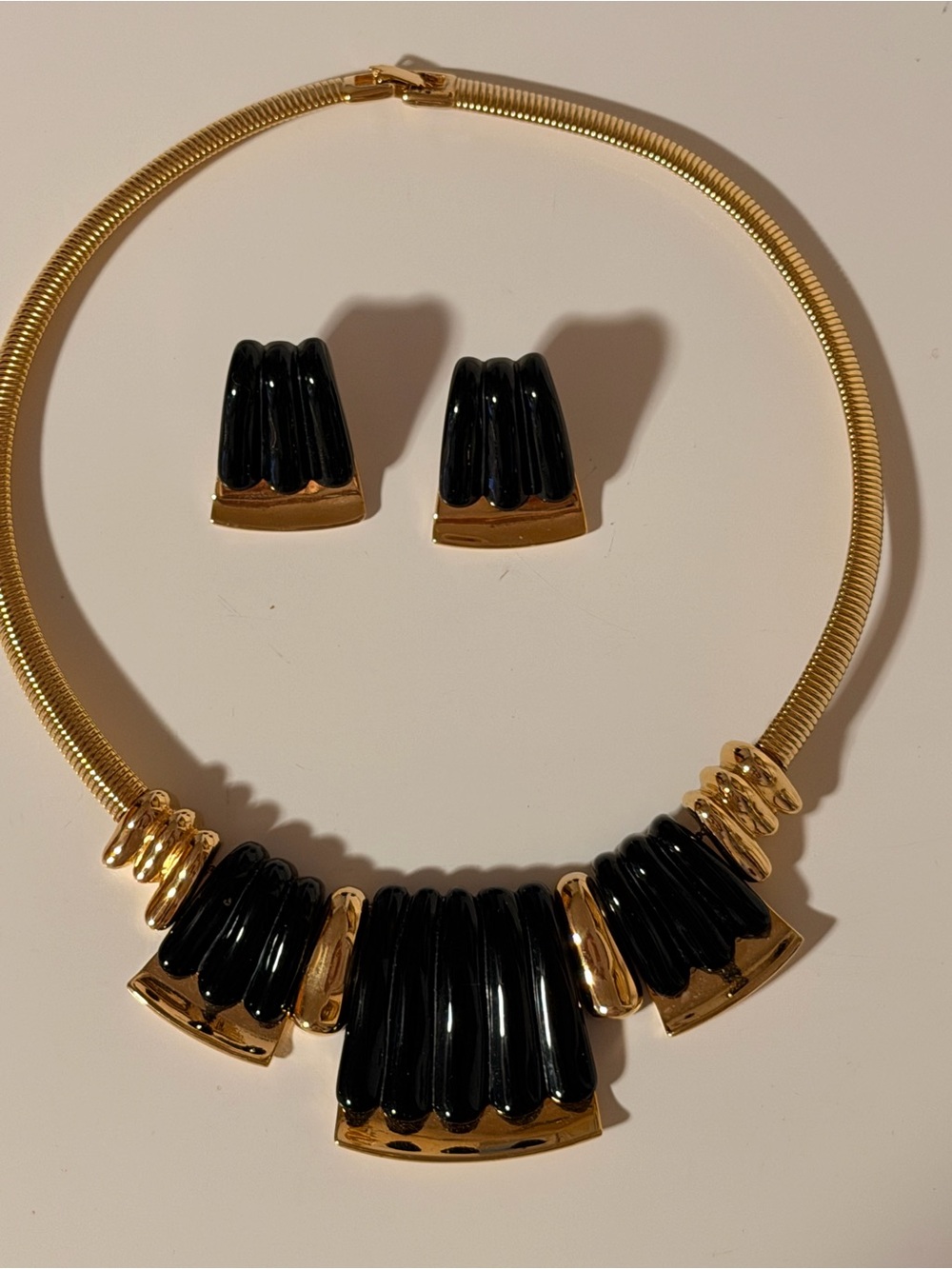 Vintage Signed Napier Black Enamel & Gold Collar Necklace Earring Set